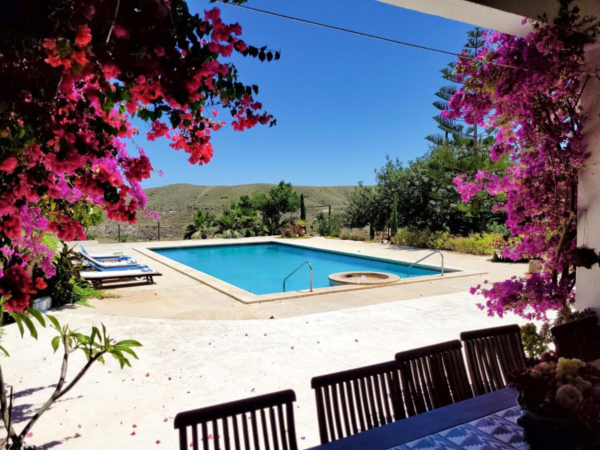 Los Moralicos Agua Amarga Agua Amarga  Ngoại thất bức ảnh